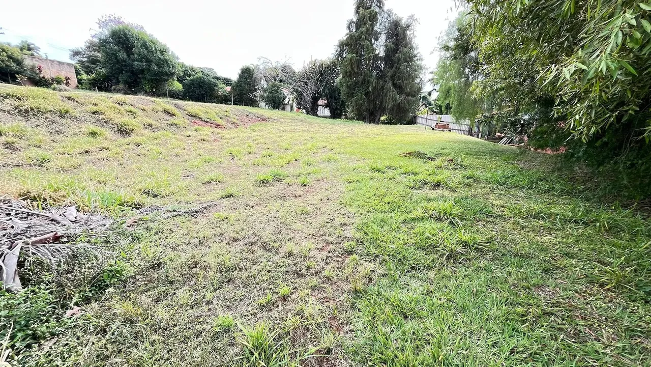 Terreno à venda 713 m2, nas imediações da Estação Fepasa, Bela Vista - Brotas - SP