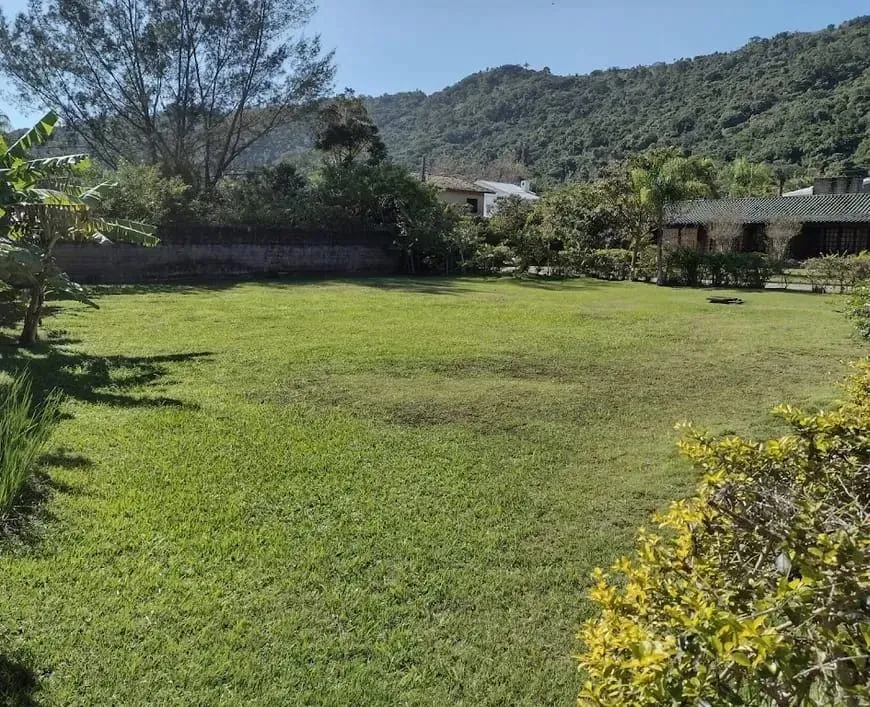 Terreno plano 700 m² - Cachoeira do Bom Jesus - Florianópolis - SC