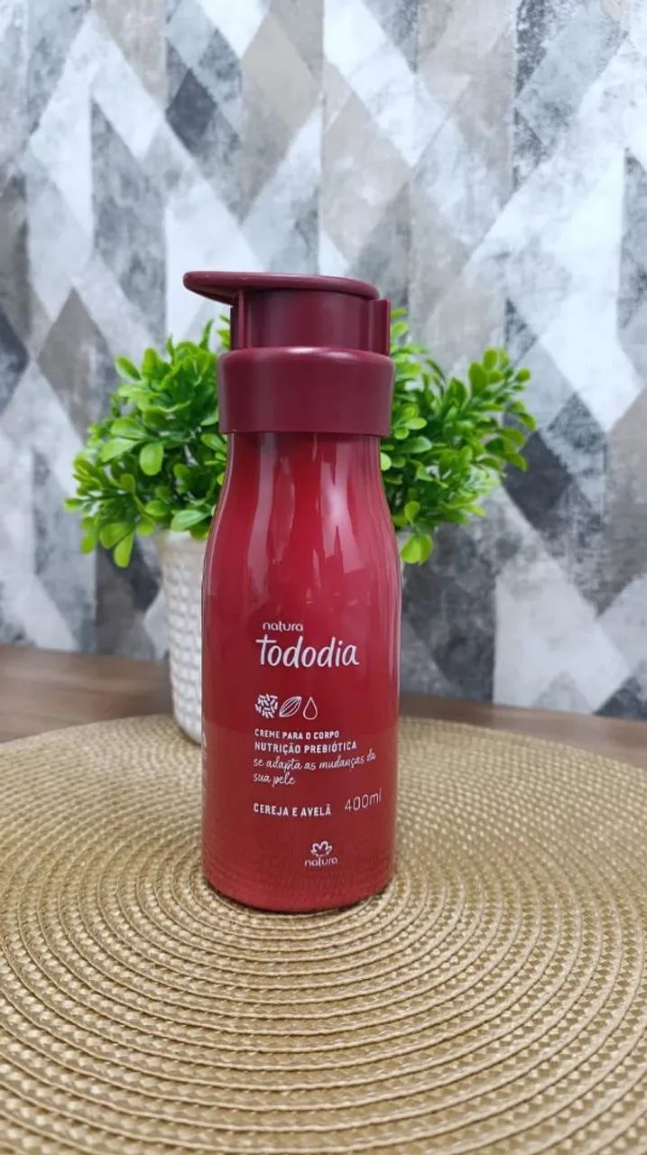 Creme para o corpo Tododia Cereja e Avelã 400ml