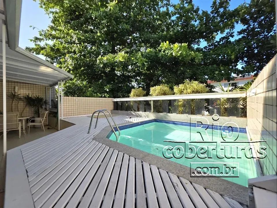 Cobertura à venda no Jardim Oceânico. Barra da Tijuca. Única.