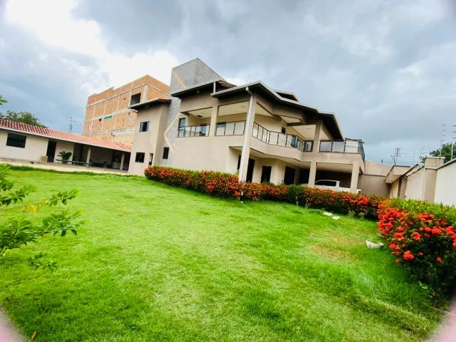 RE/MAX LIBRA ALUGA CASA DE ALTO PADRÃO