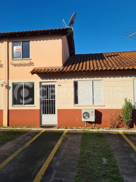 Casa em Condominio em Porto Alegre, no bairro Parque Santa Fé, à venda.