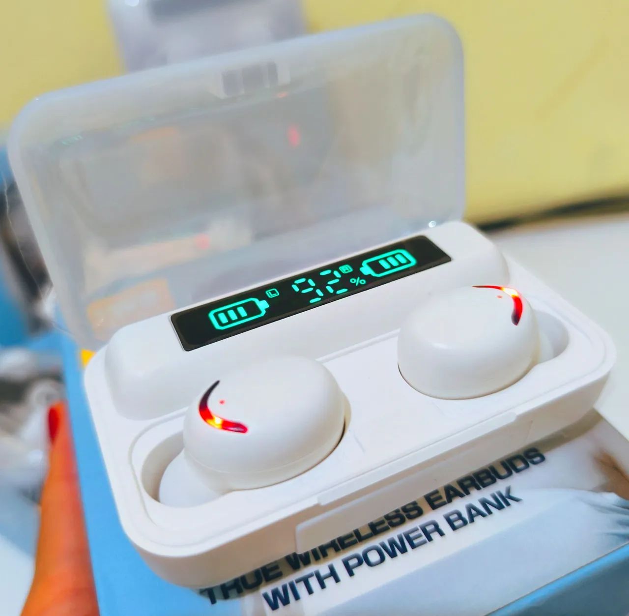 Fones de Ouvido Bluetooth com Power Bank