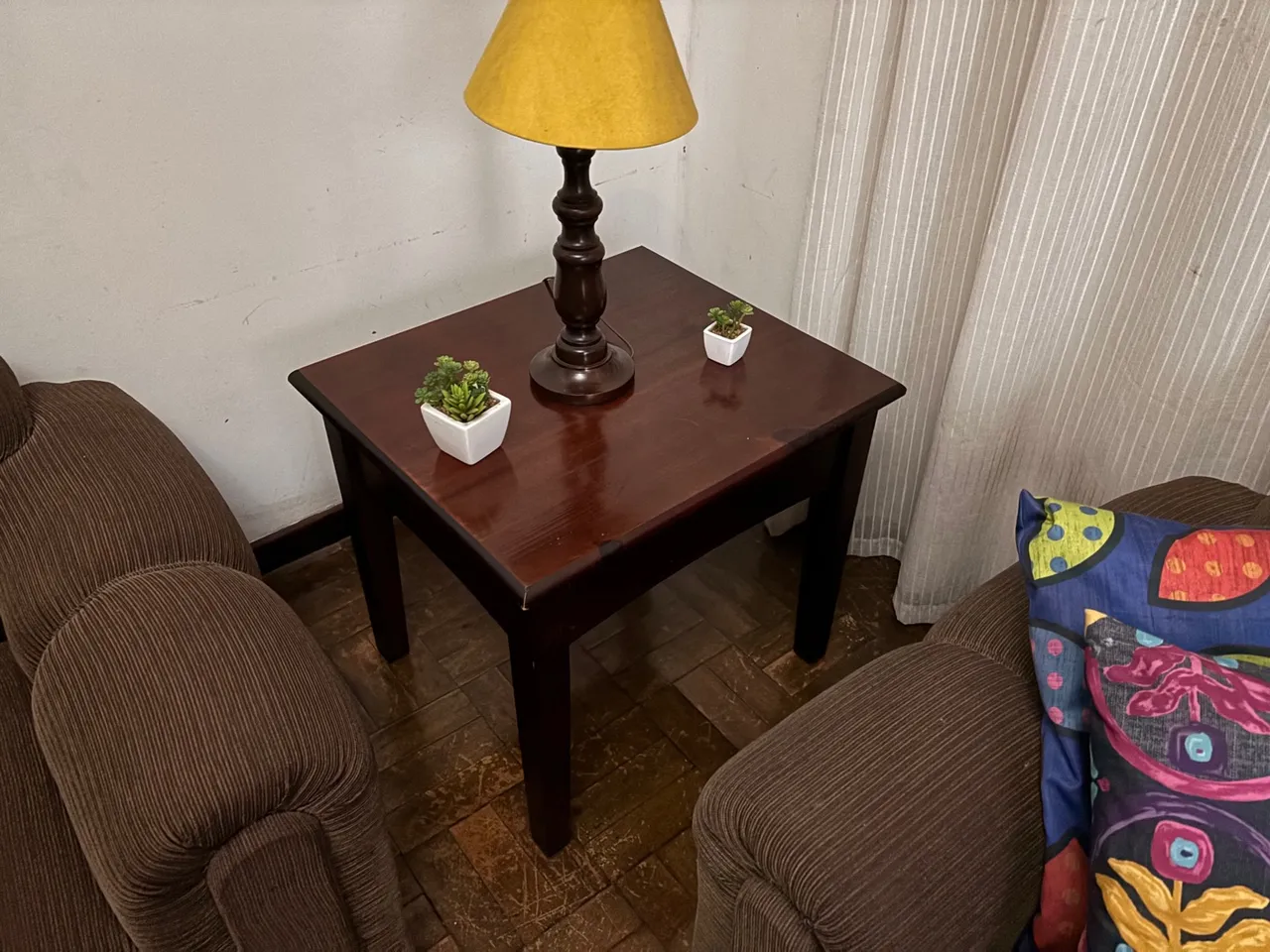 Mesa de canto