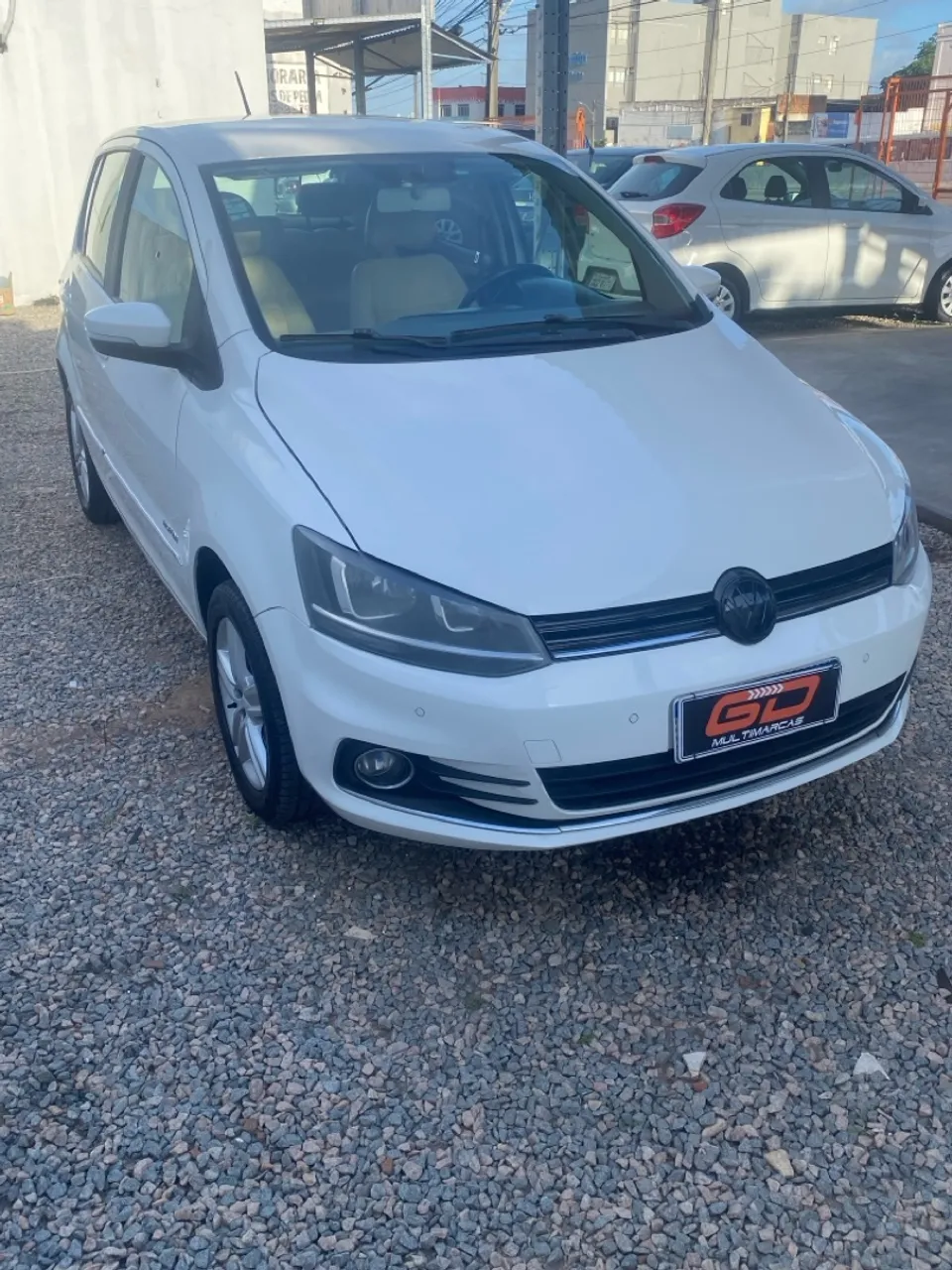 VW/ FOX 1.6 HIGHLINE , O MAIS COMPLETO DA CATEGORIA.