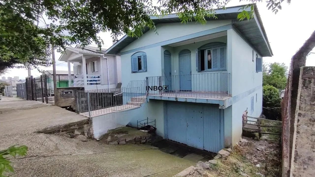 CASA DE 2 PISOS NO BAIRRO OURO VERDE EM BENTO GONÇALVES