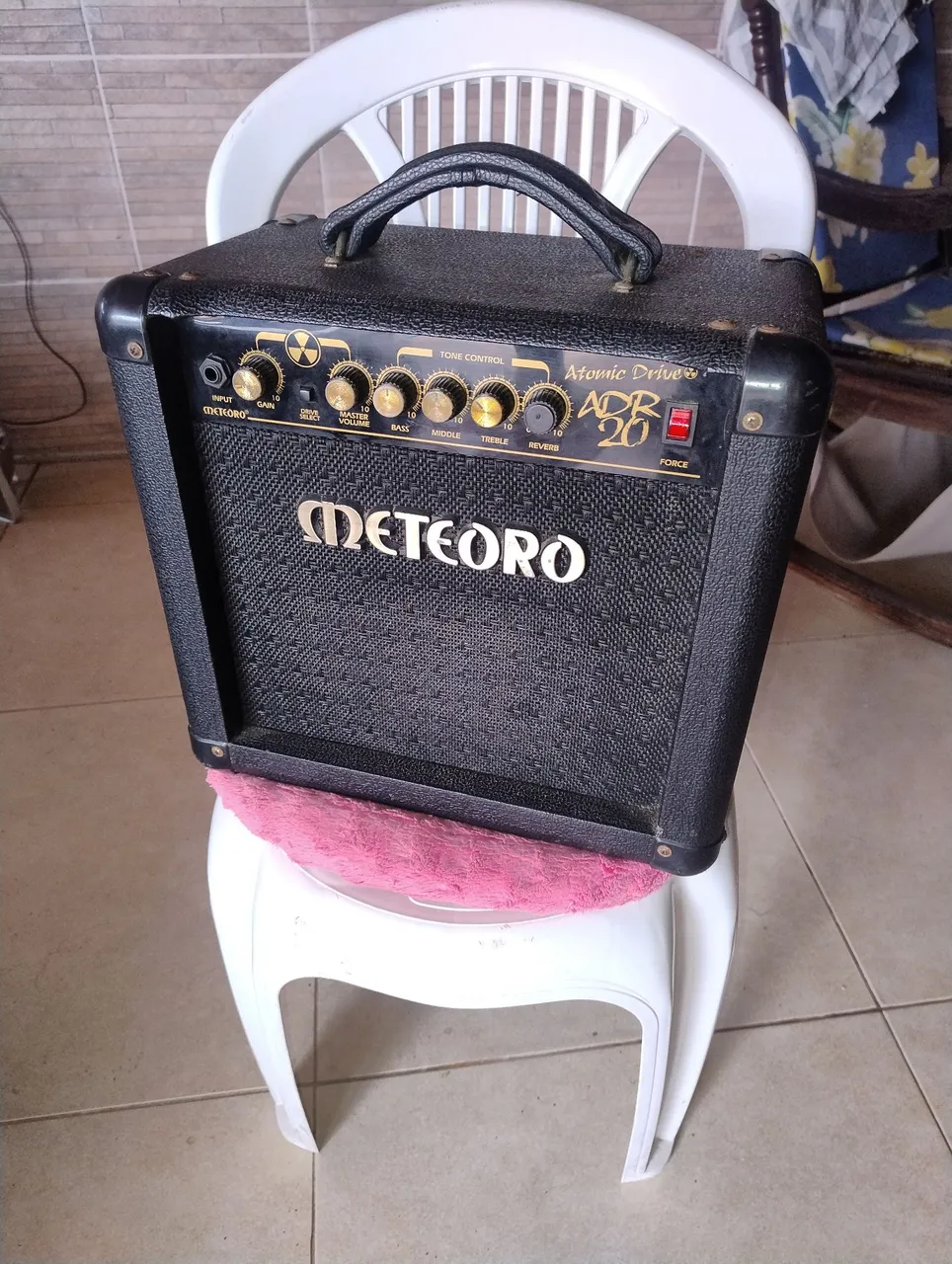 Cubo guitarra