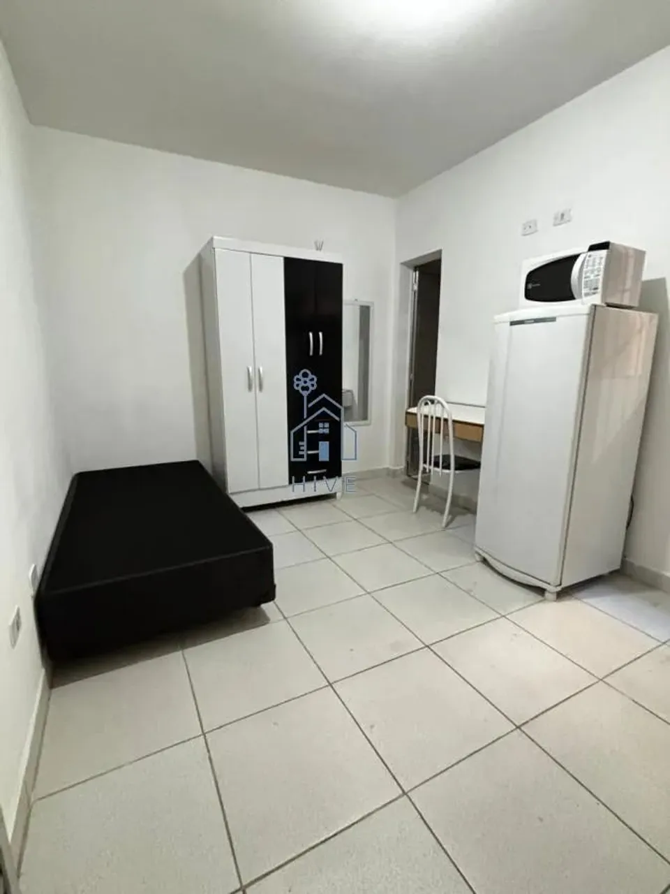 Kitnet para Locação em São Paulo, Rio Pequeno, 1 dormitório, 1 suíte, 1 banheiro, 1 vaga
