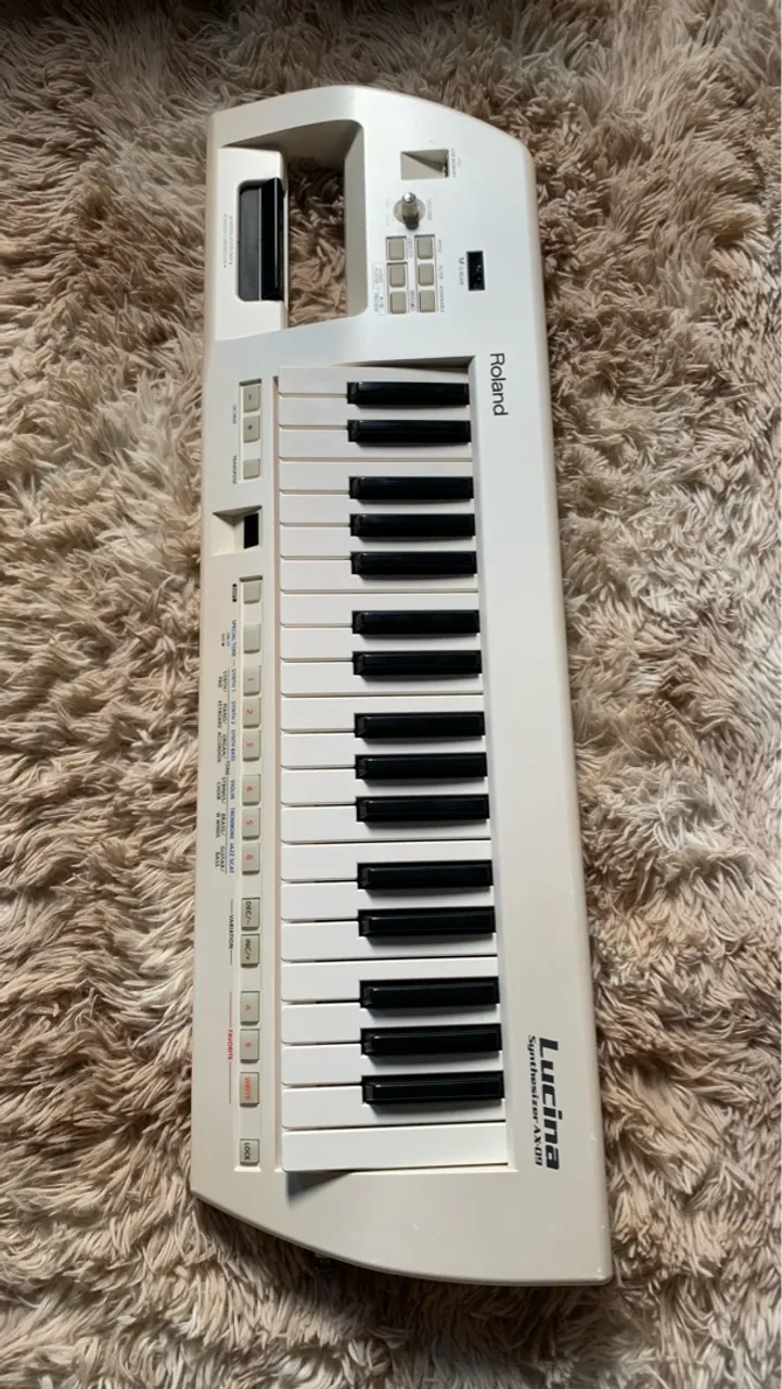 Roland Lucina Ax09