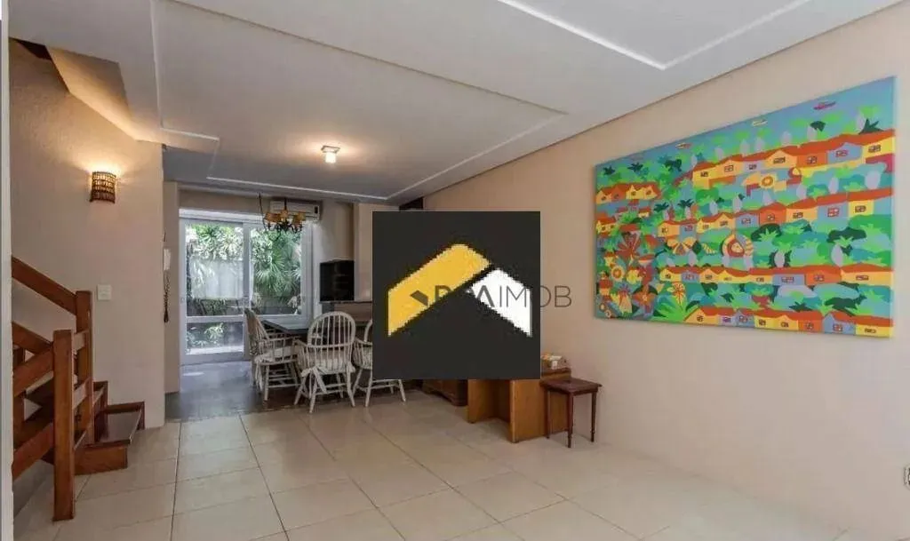 Casa com 4 dormitórios para alugar, 147 m² por R$ 5.122/mês - Vila Jardim - Porto Alegre/R