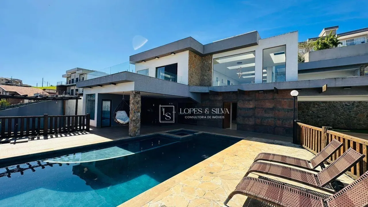 Casa com 5 dormitórios à venda, 570 m² por R$ 3.200.000,00 - Condomínio Residencial Santa