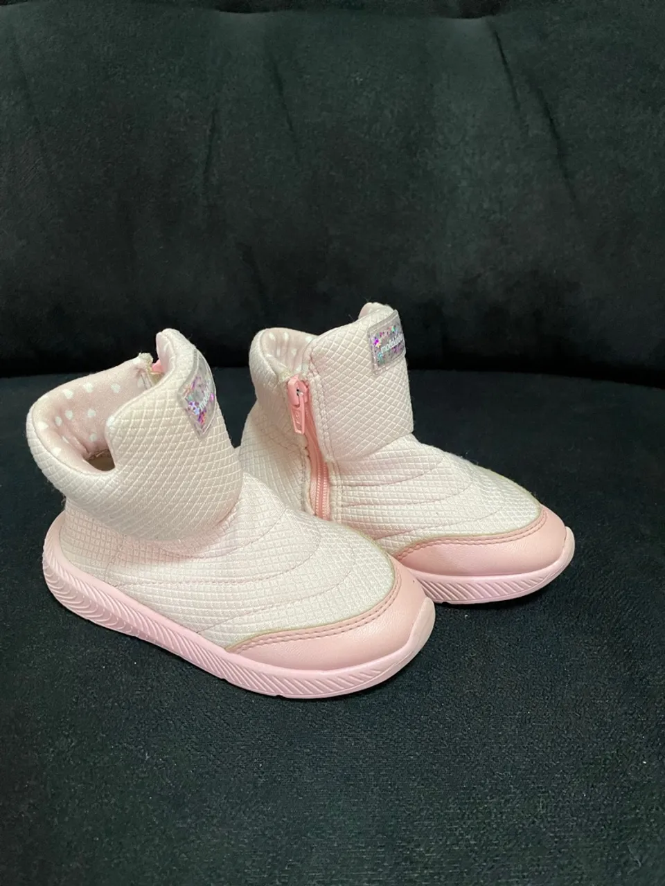 Botas de bebê rosa