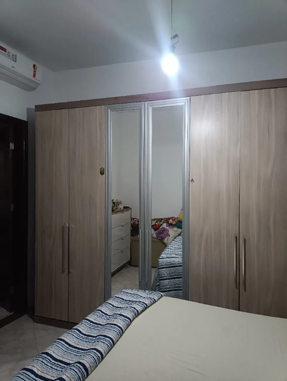Guarda roupa casal
