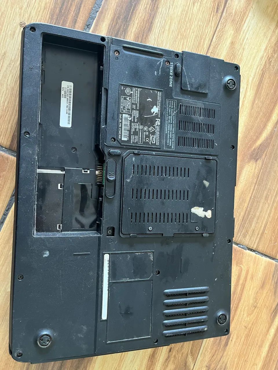 Notebook DELL VOSTRO 1000 s bateria  - Foto 3