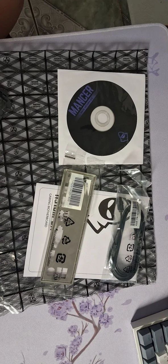 Kit placa mãe e processador i5 10400F - Foto 5