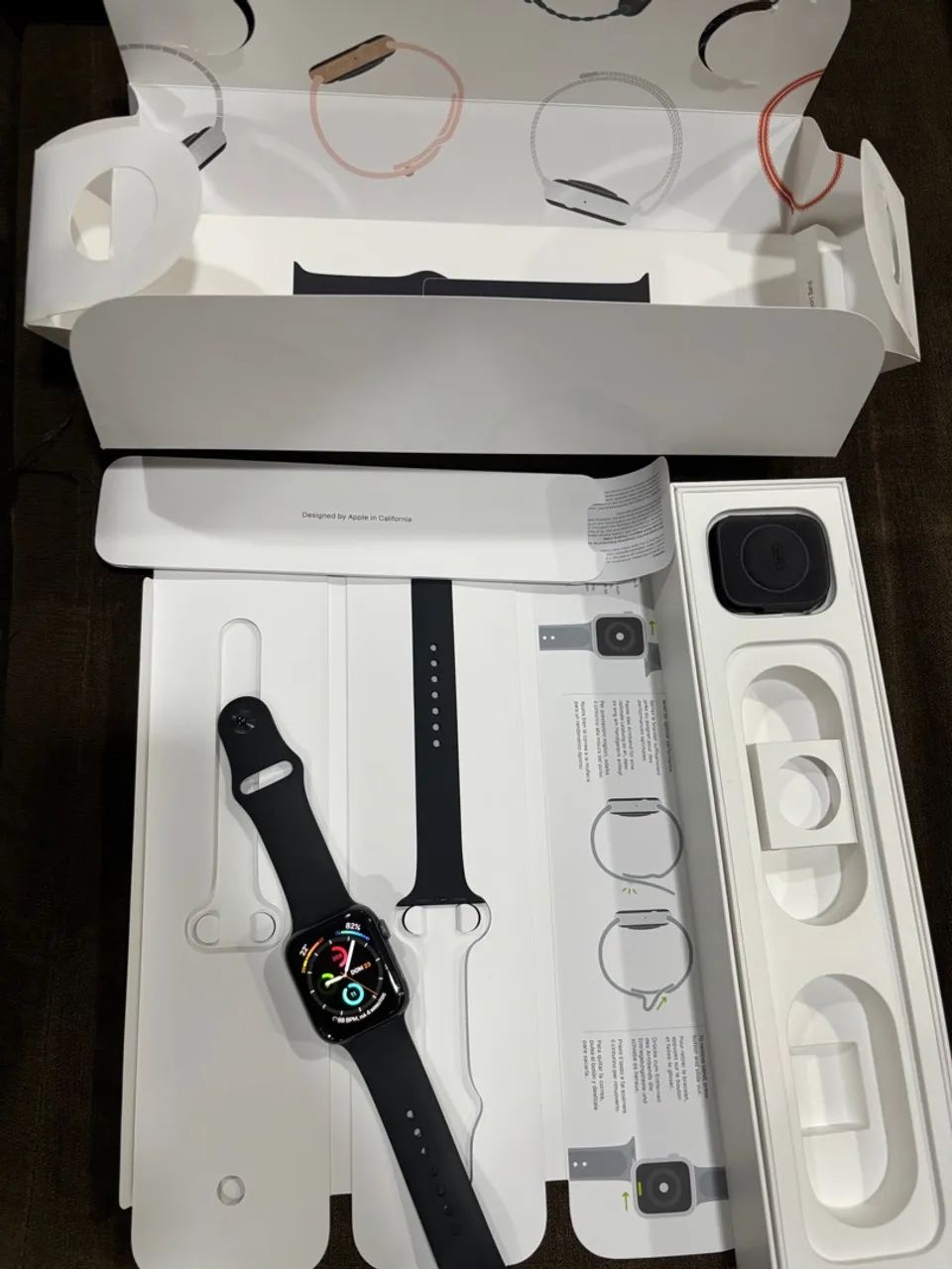 Apple Watch Series 4 Space Gray 44mm - Smartwatches - Mooca, São