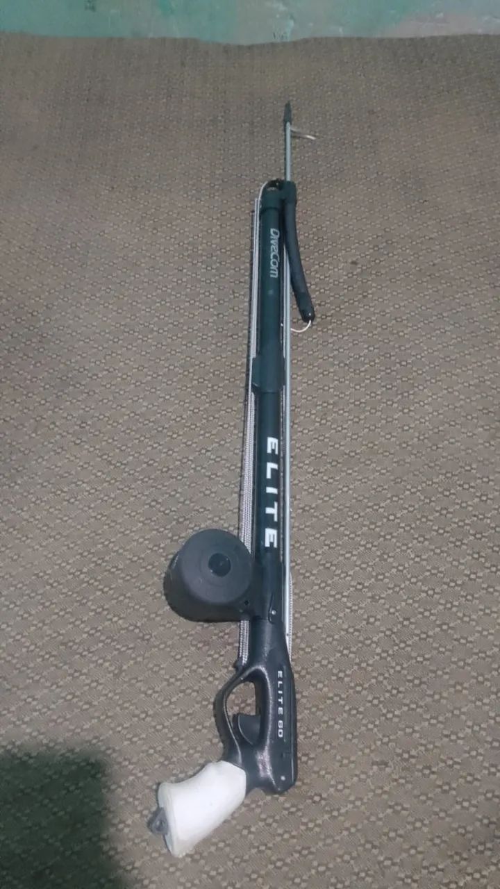 Kit pesca profissional nadadeira + arpão + máscara + lanterna a prova d?água  - Foto 4