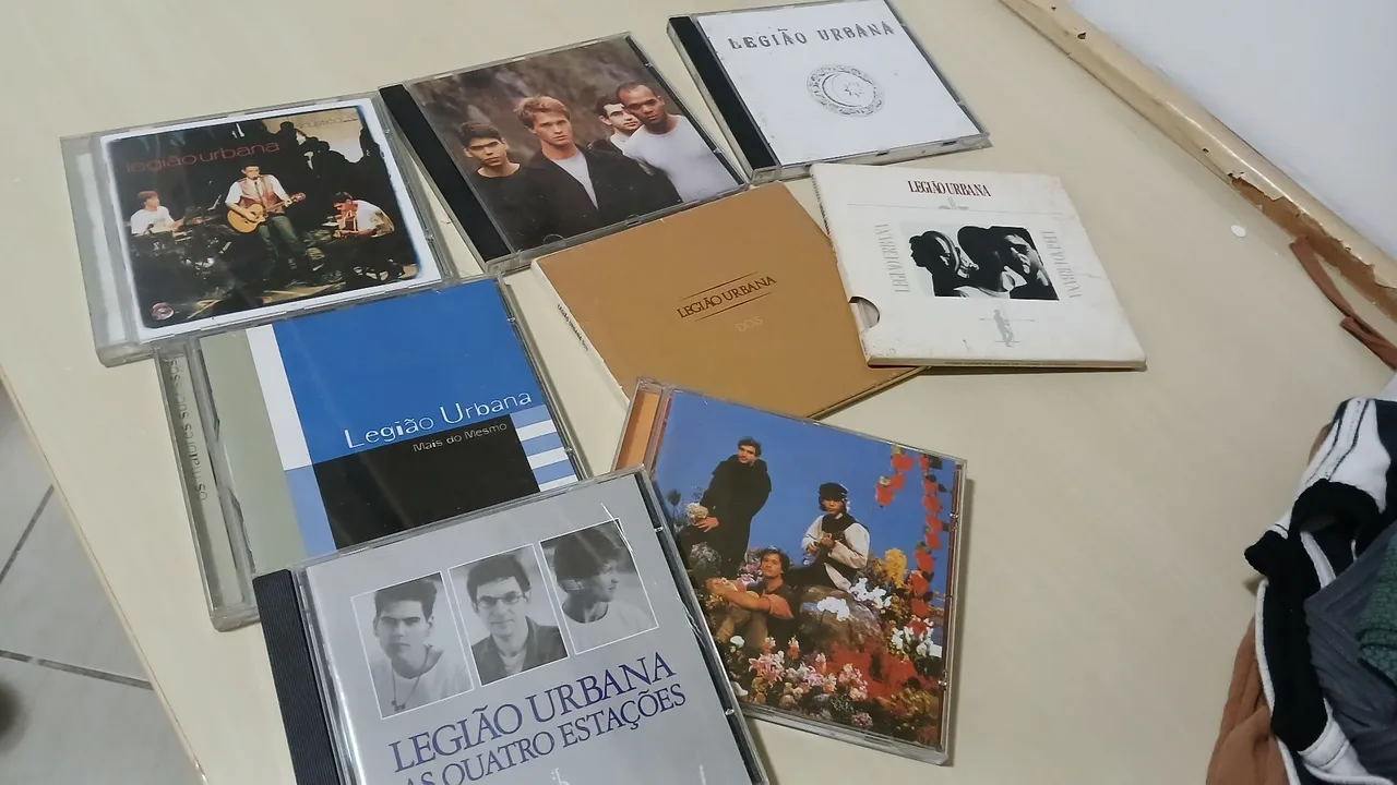 Coleção de CDs Legião Urbana e Renato Russo