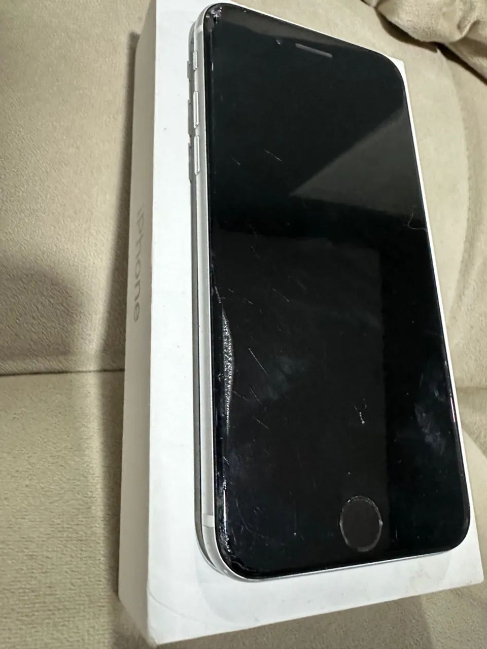iPhone SE 2022 - 64GB 