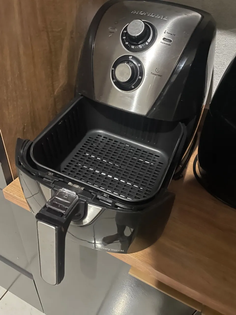 Fritadeira Elétrica Air Fryer Mondial 4L - Nova!