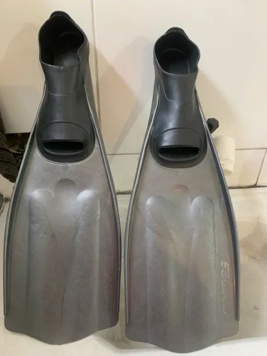 Pé de pato nadadeira SEASUB 40/41 M 170 reais  - Foto 6