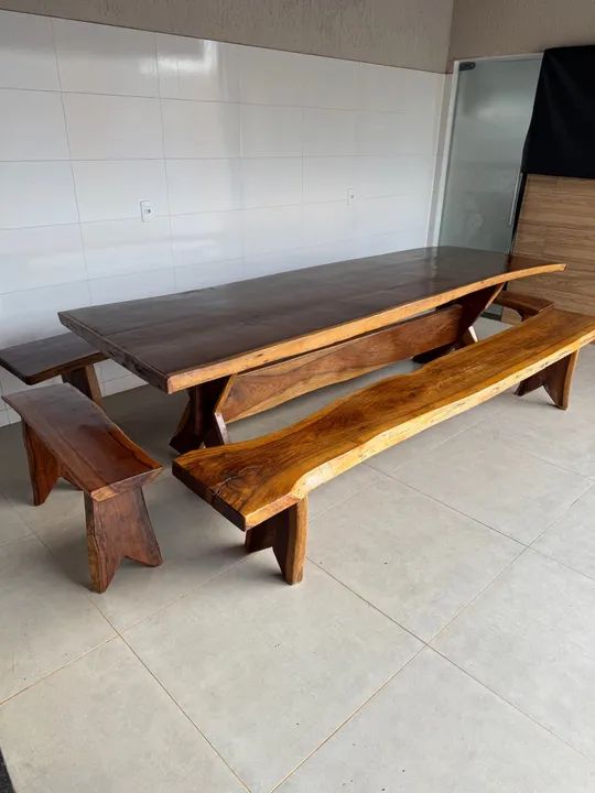 Mesa de Madeira Jacarandá