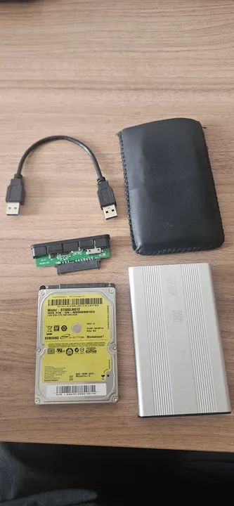 Kit HD externo com HD de Notebook 500GB