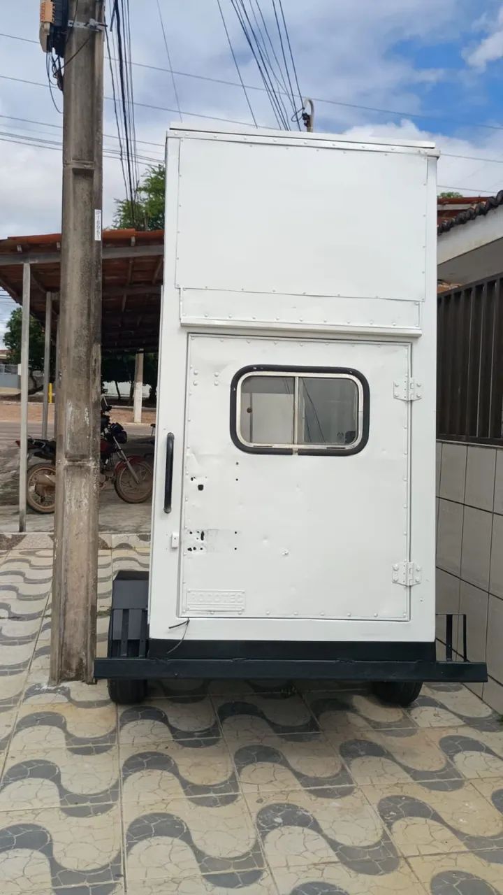 Vendo trailer em bom estado já emplacado preço a combinar  - Foto 2