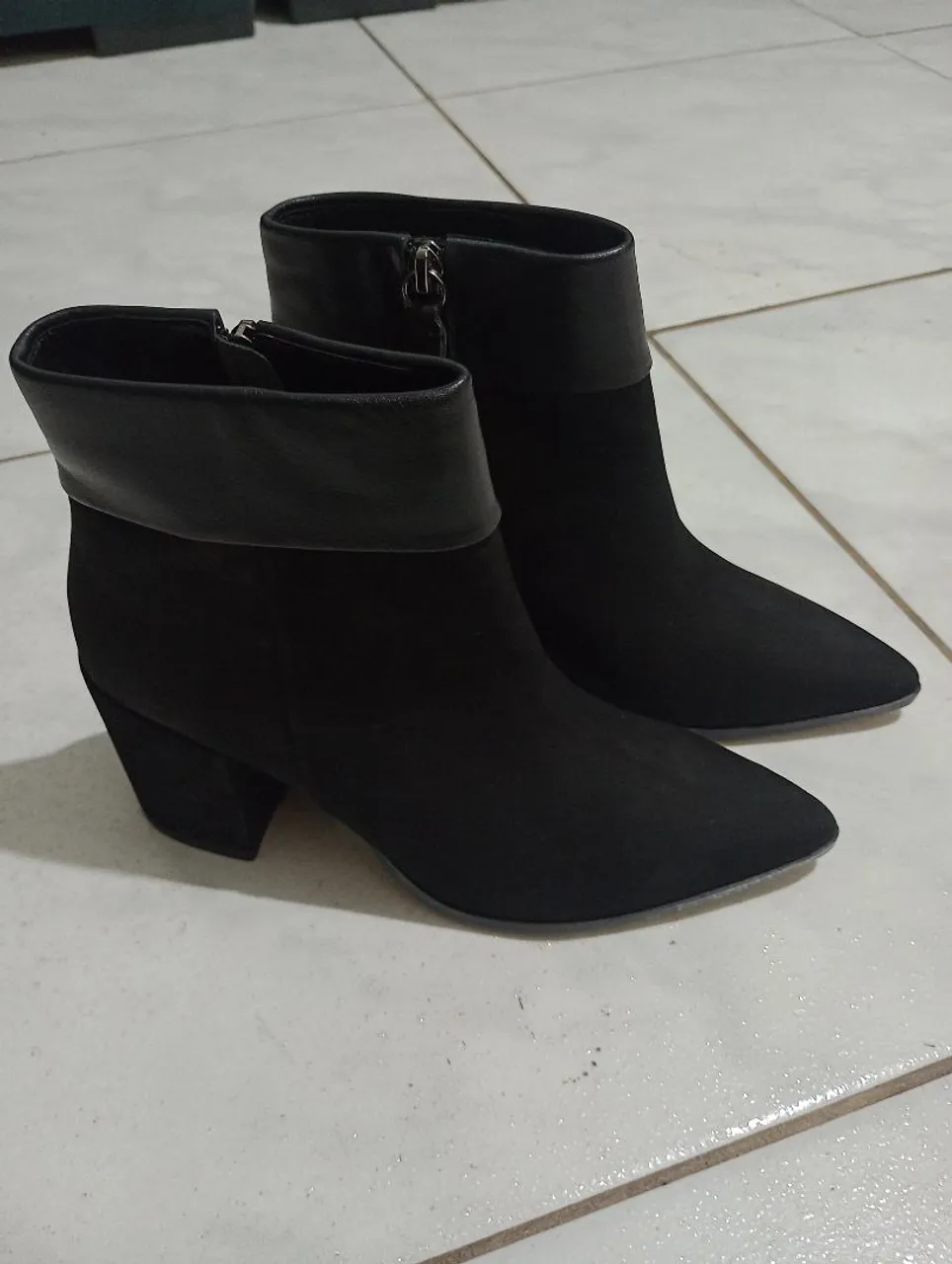 Bota cano baixo Corello