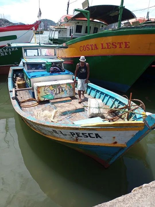 BARCO PRONTO PARA PESCA ?