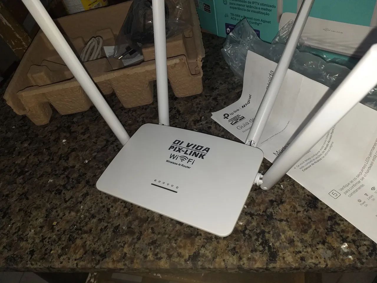 Pix-Link Router with 4 Antennas, Slightly Used