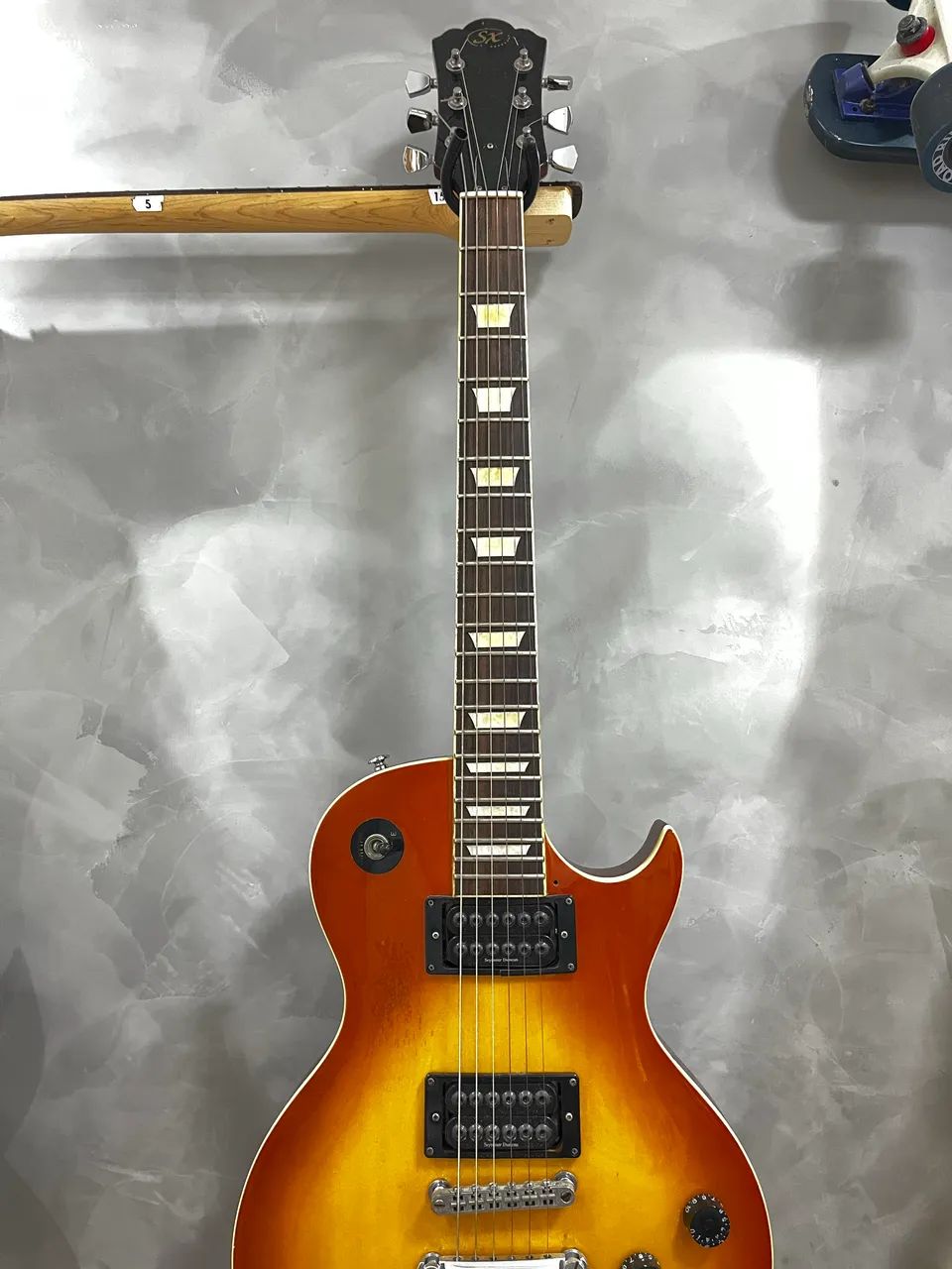 Guitarra les paul sx