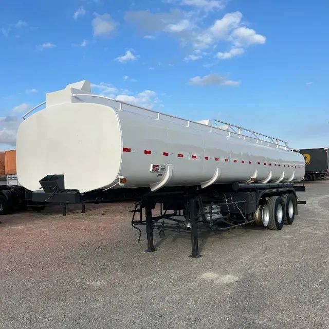 Carreta Tanque 32 Mil Litros 3 Eixos Tanque Aço 1999