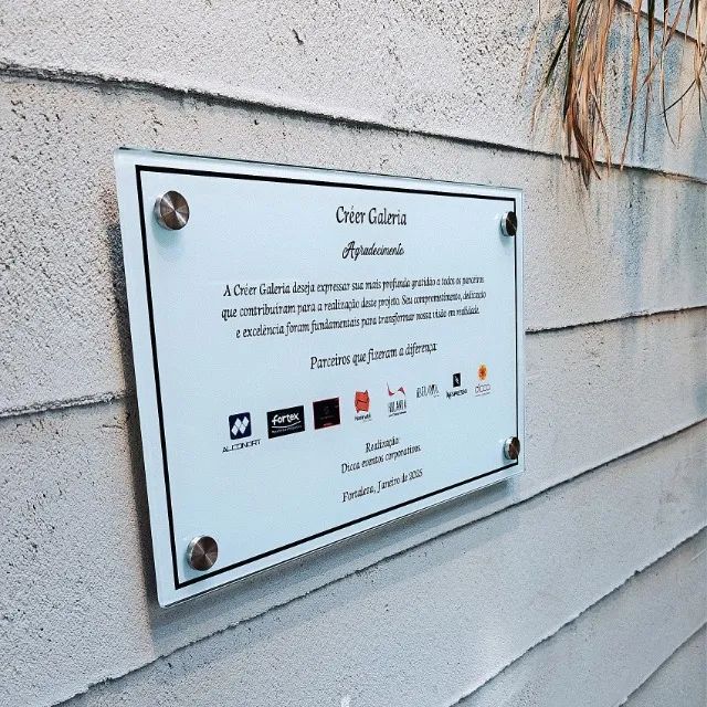Placa de vidro para decorar fachada