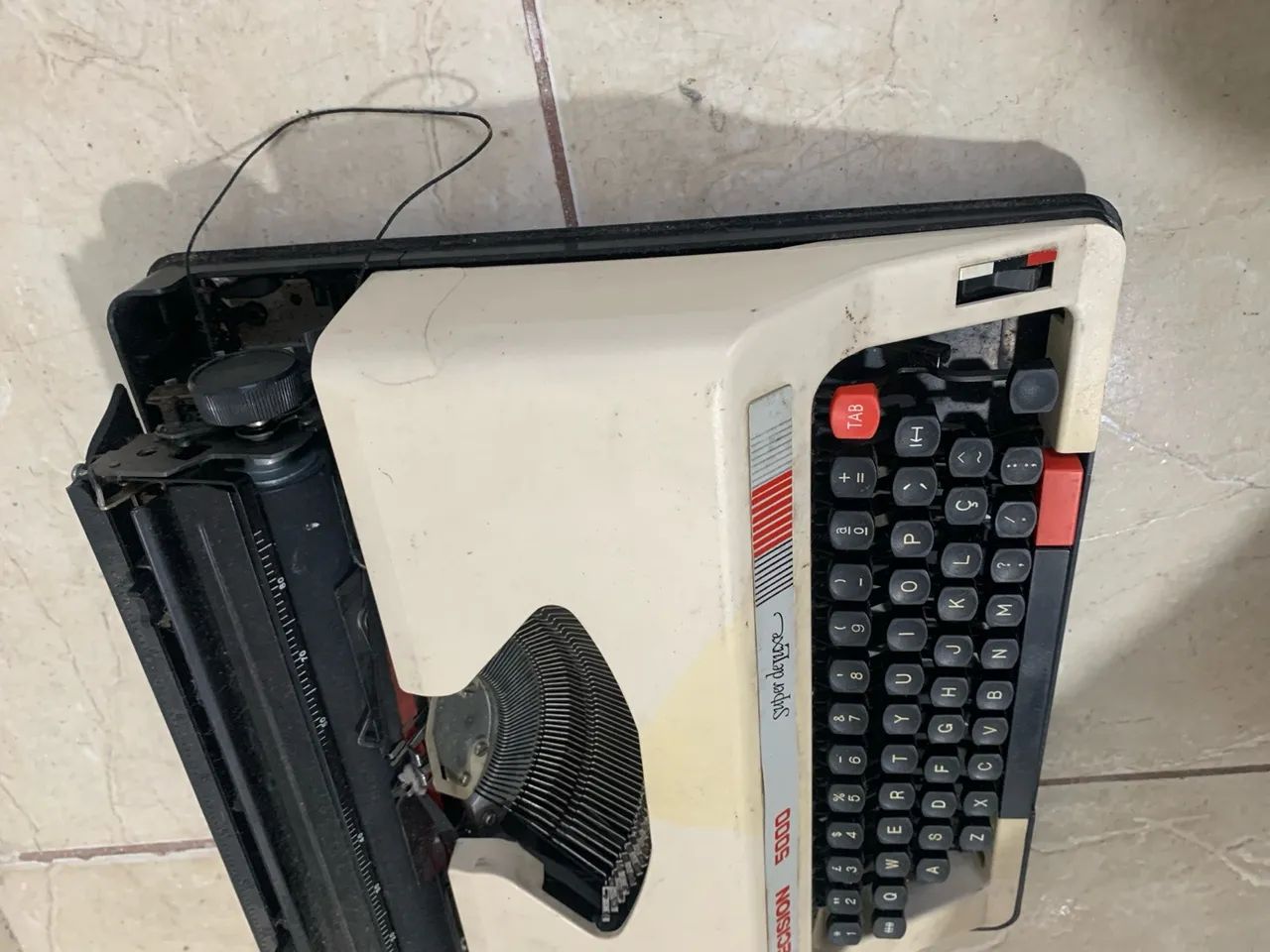 Precision 5000 Super Deluxe - Máquina de Escrever - Foto 4