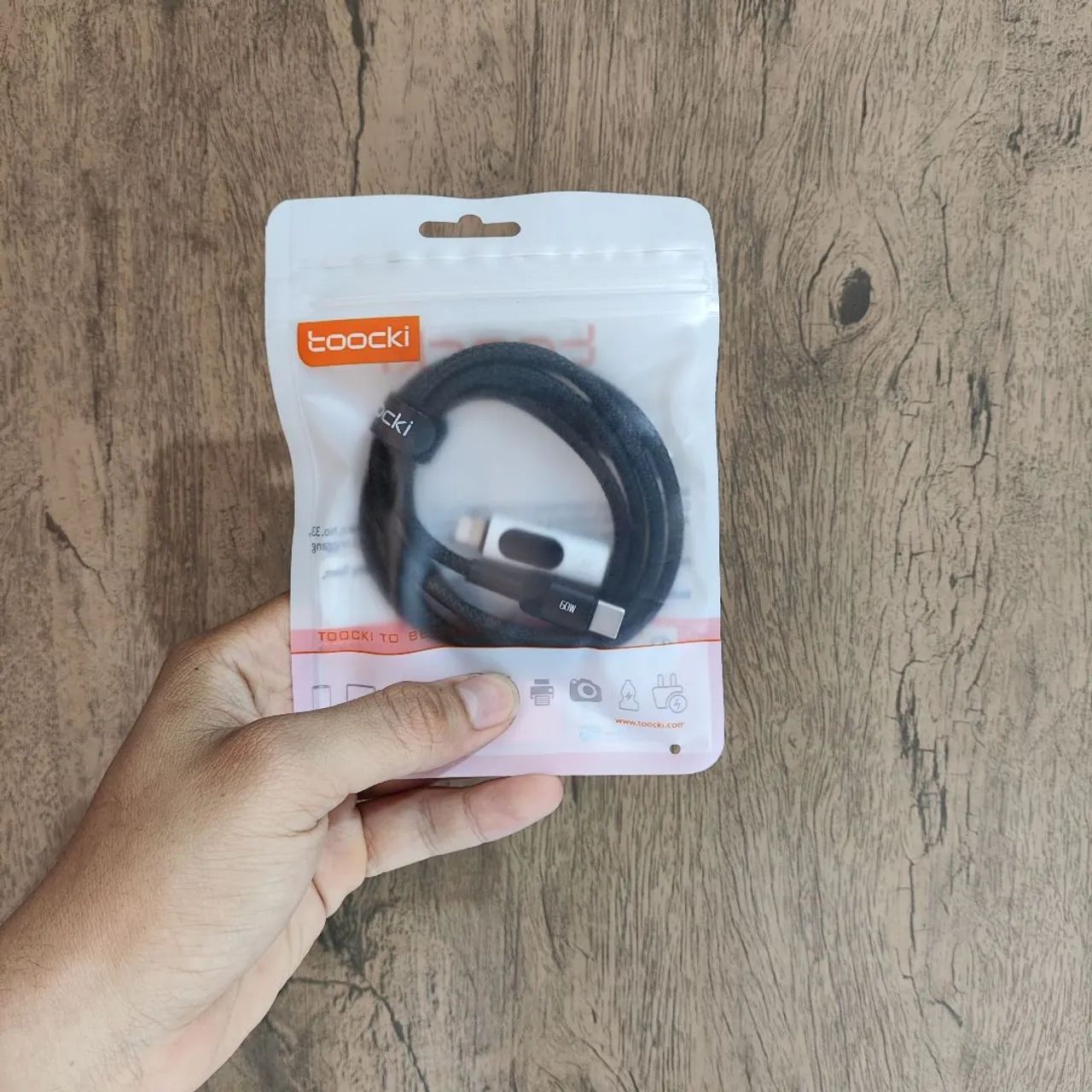 Adaptador OTG Tipo C para Lightning com Display + Cabo Tipo C - Foto 4
