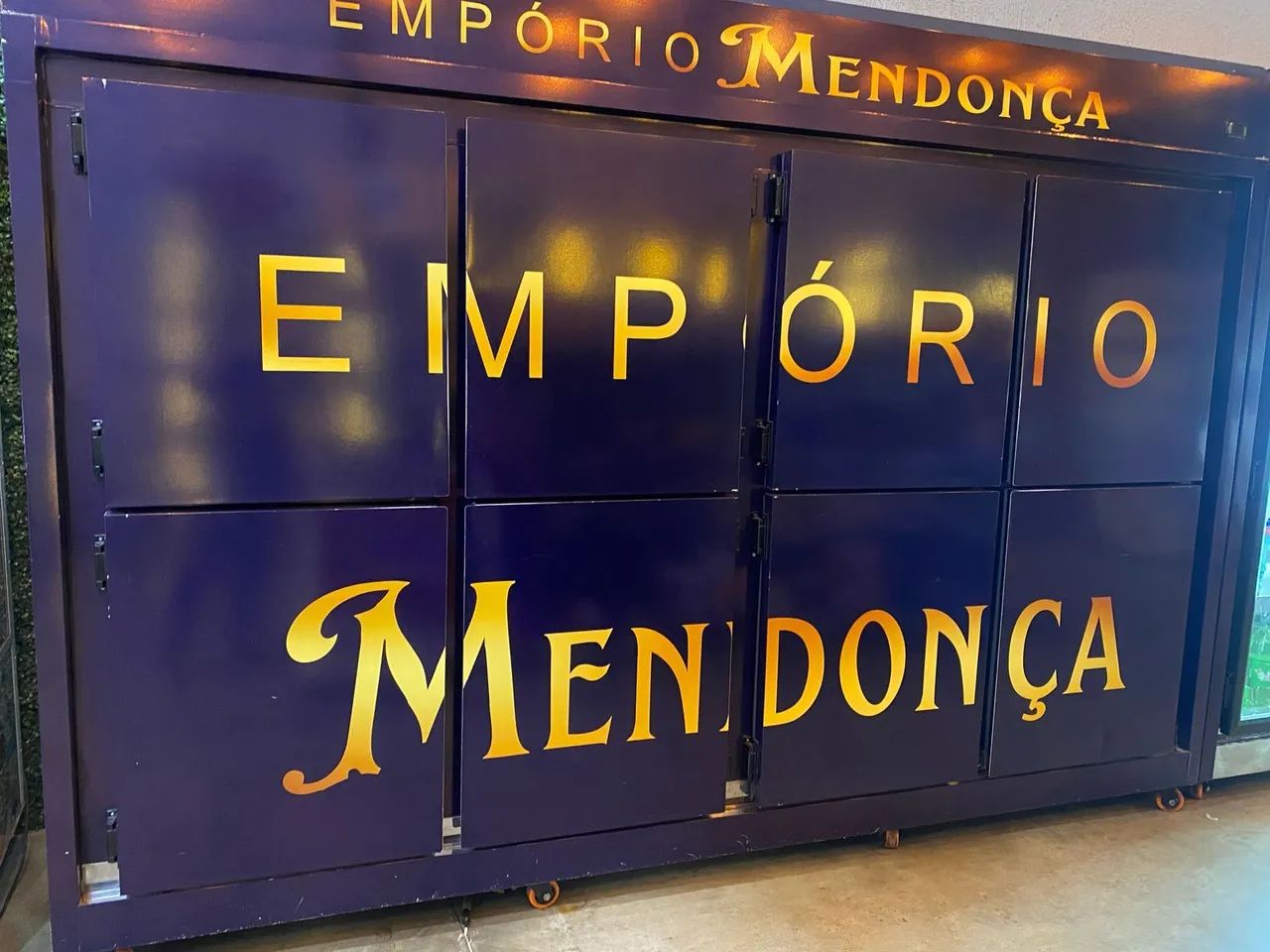 Freezer expositor vende se