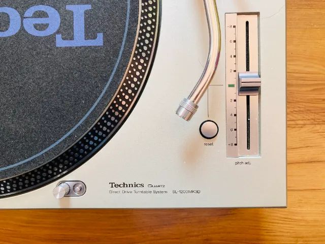 Toca discos Technics SL 1200 MK3D - Foto 3