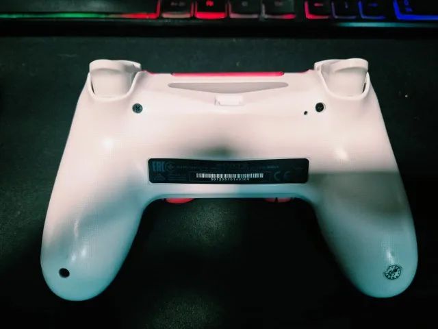 Controles PS4 + Base - Foto 5