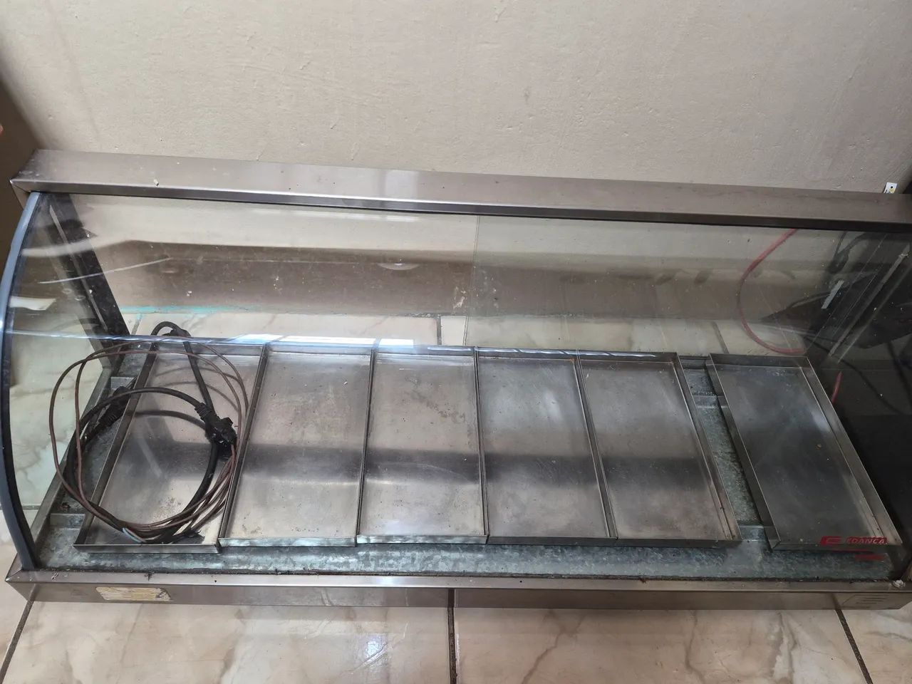 Vendo esfuta de salgados