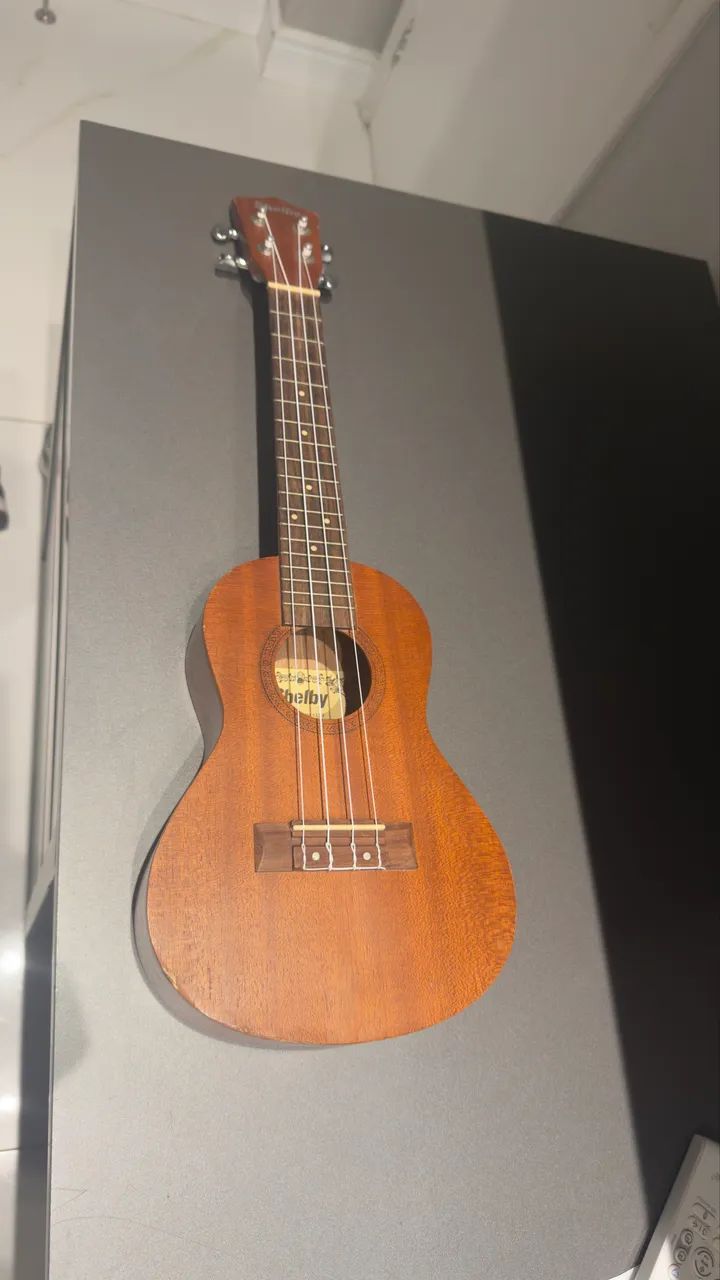 Ukulele Shelby  - Foto 2