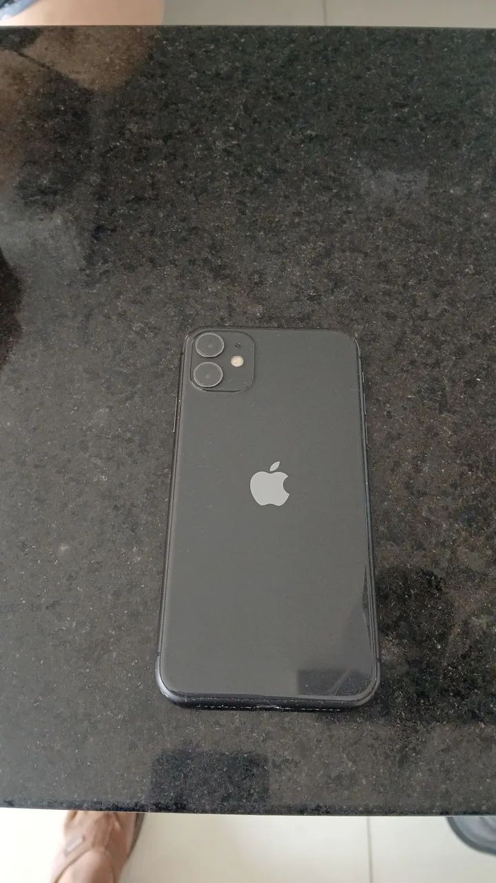Iphone 11 64gb 900,00