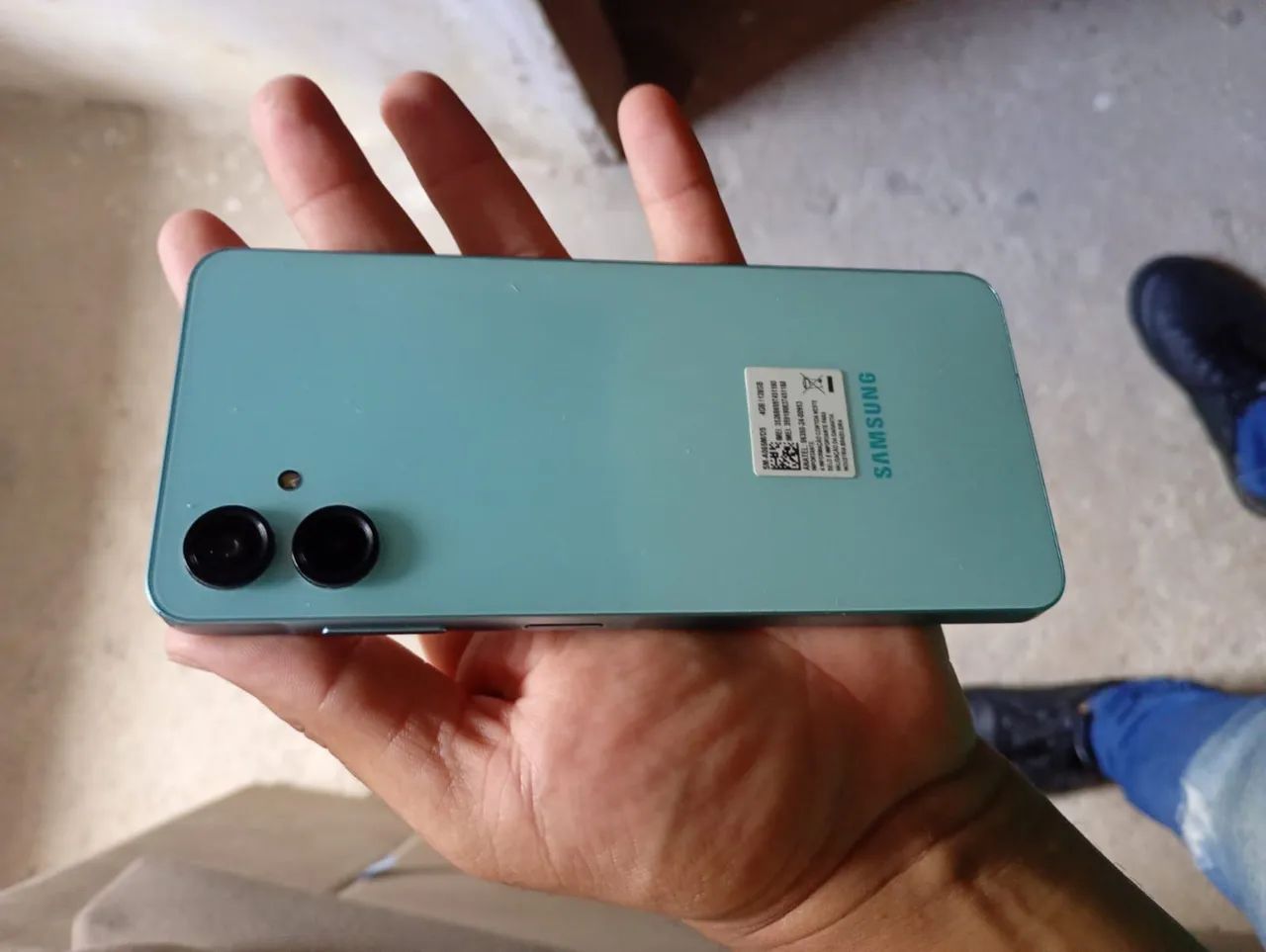 SAMSUNG A06 128GB - Foto 4