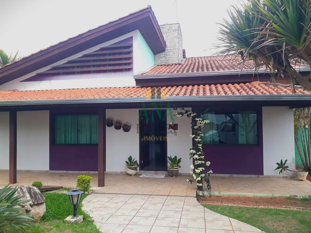 Casa à venda 3 suítes