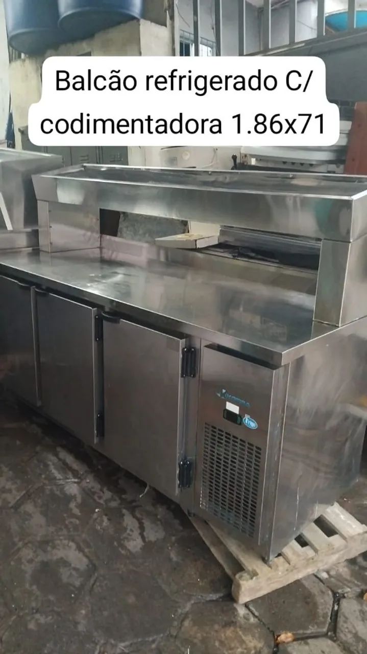 Balcão refrigerado C/codimentadora 220v