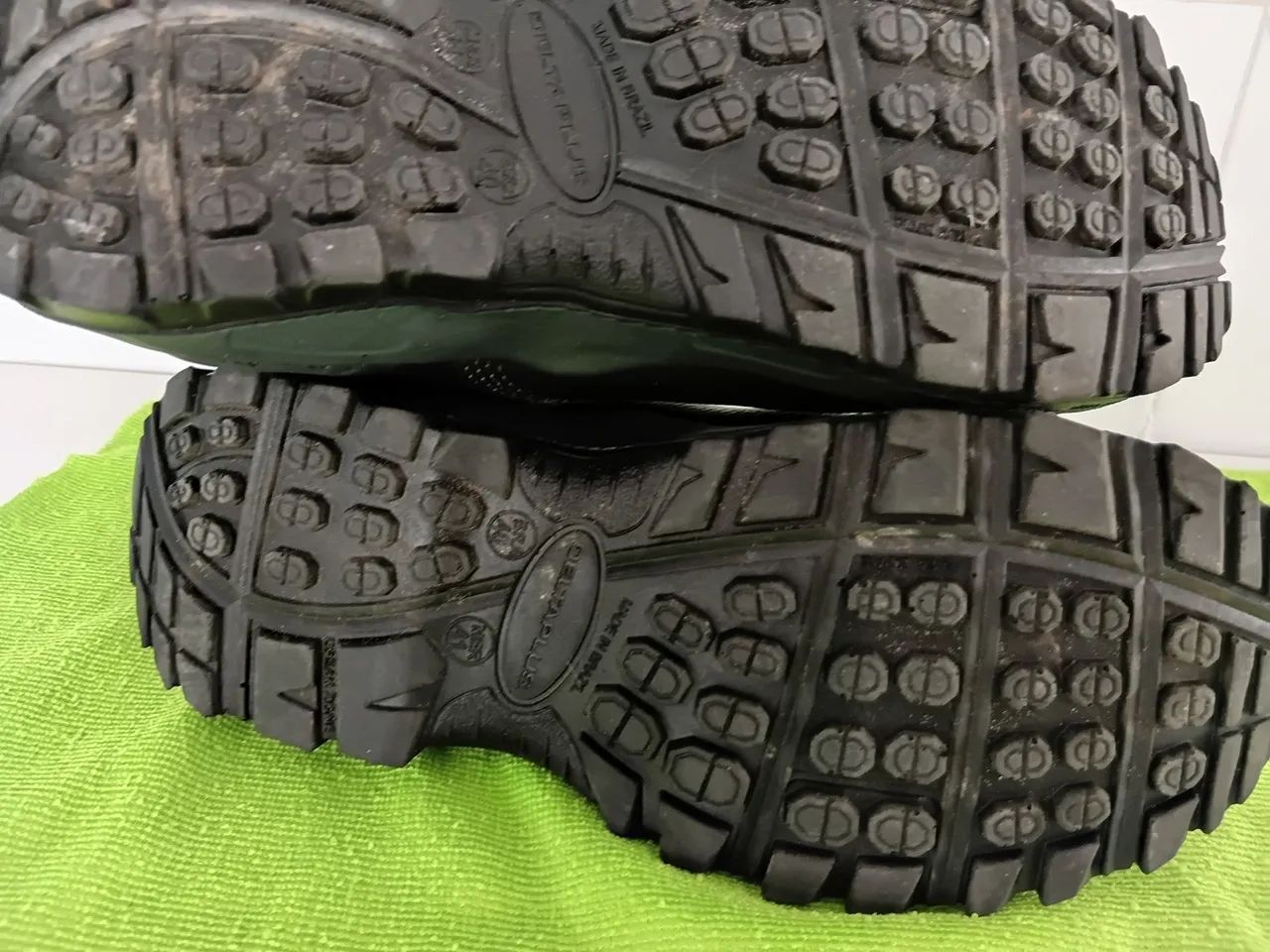Bota equipamento Ips N 40 - Foto 2