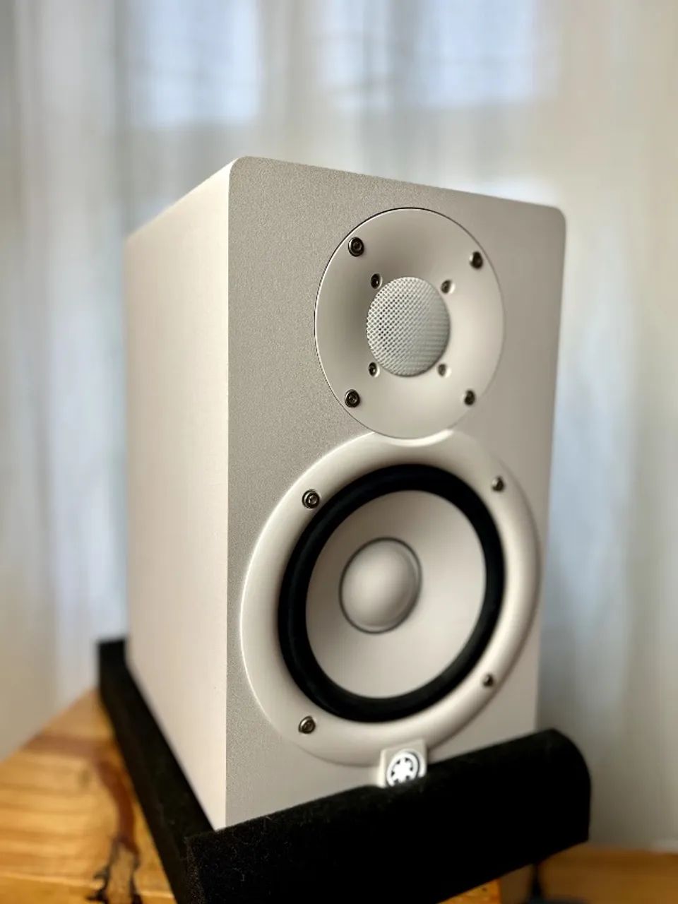 Yamaha Hs5