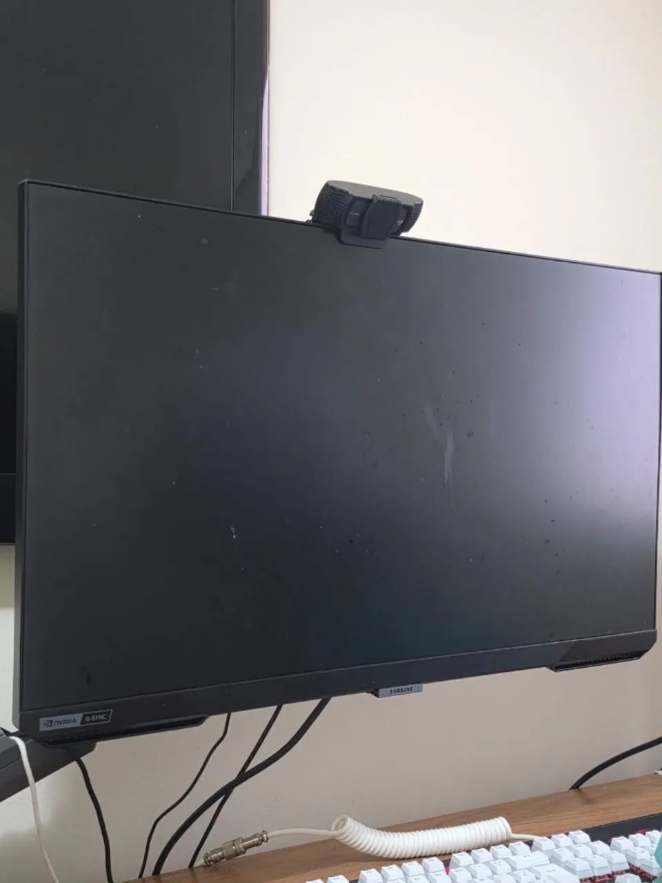 Monitor Samsung Odyssey G40B - 240Hz - G-Sync - Foto 5