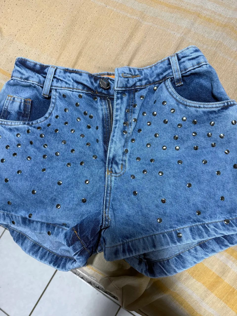 Vendo calça cargo preta e short jeans  - Foto 2
