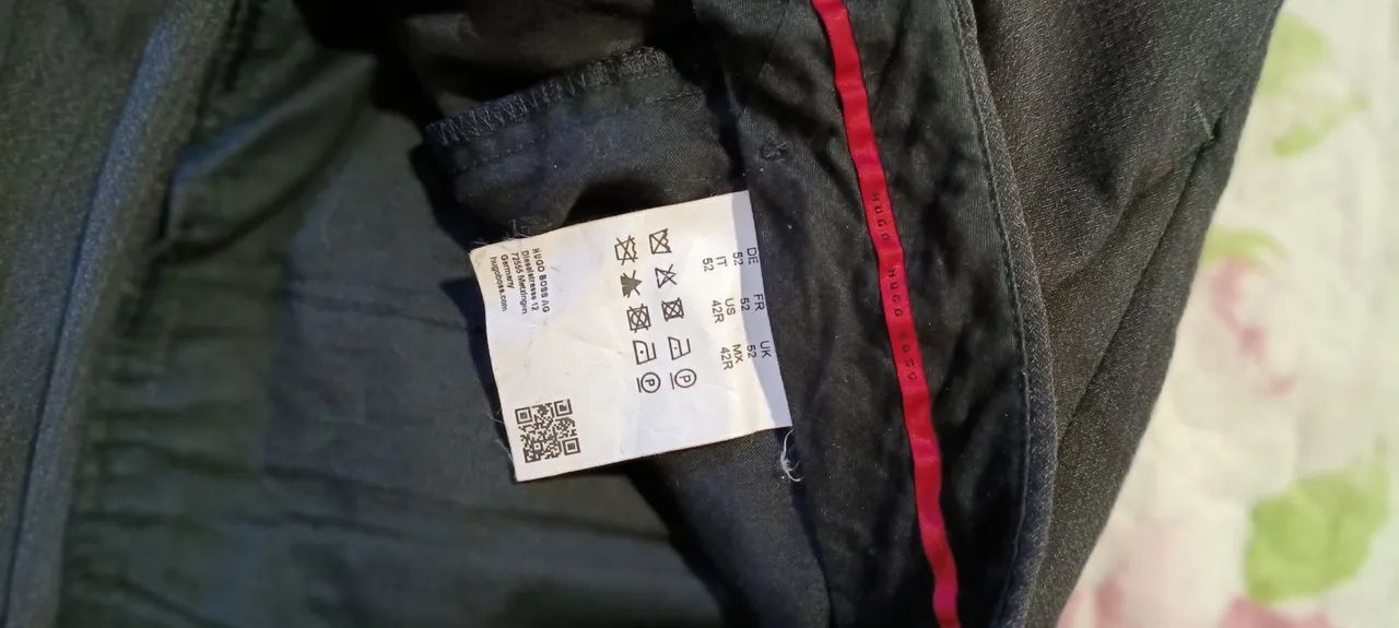 Terno Costume Hugo Boss preto chumbo / cinza 52 - Foto 3
